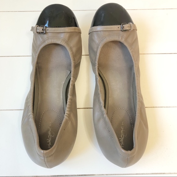 Halogen Cassandra Cap Toe Ballet Flats Taupe  9 - Picture 3 of 9